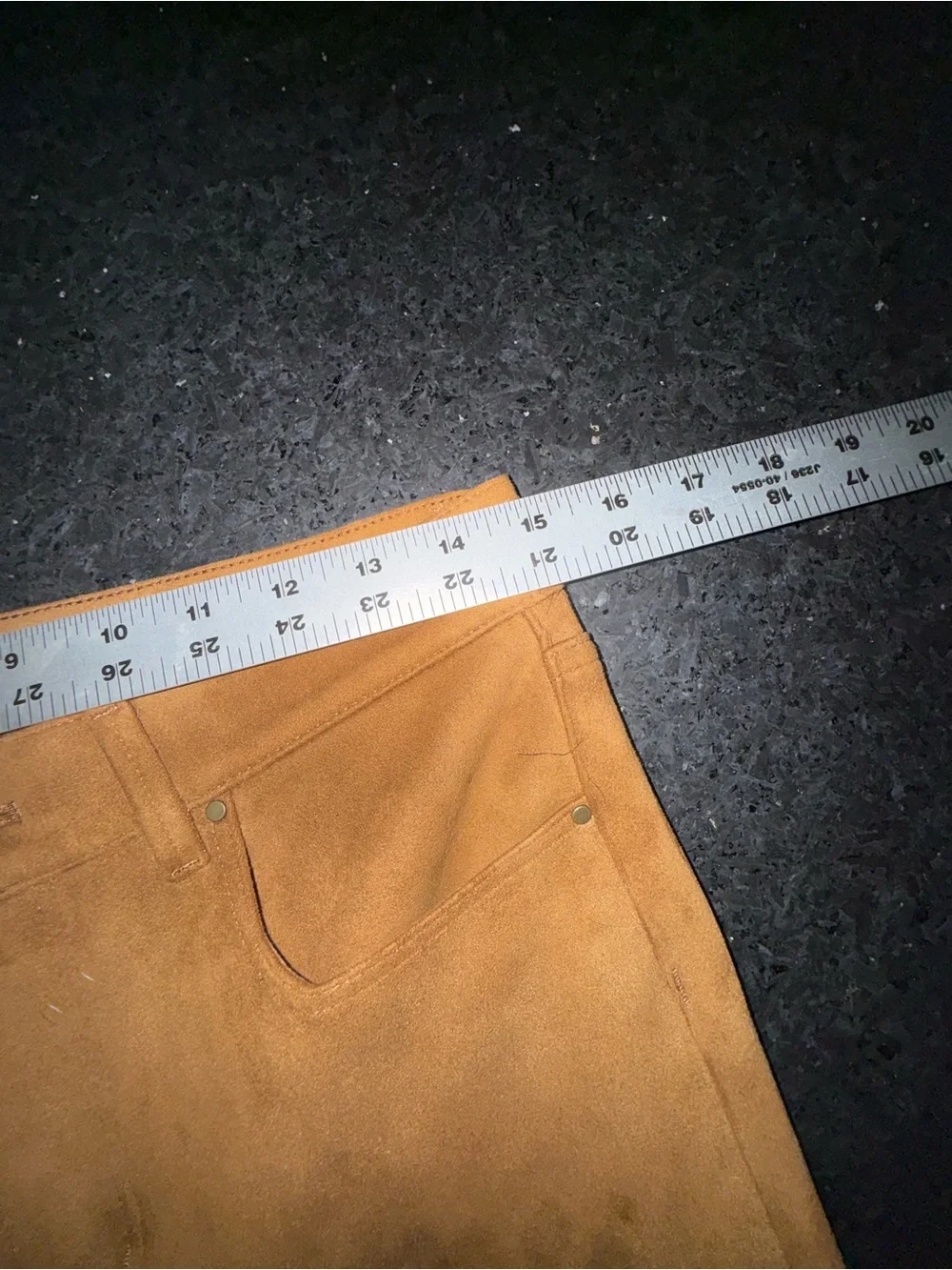UEC Ann Taylor Cropped Faux Suede-Look Skinny Pants Camel color stretch SZ 6P